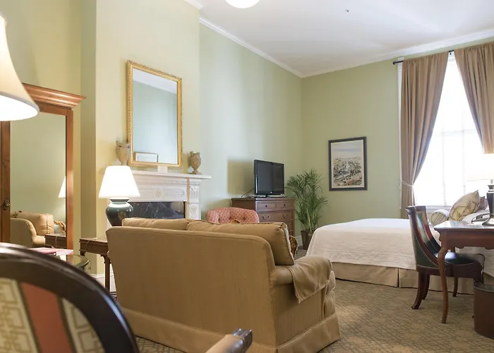 Charleston Hotels